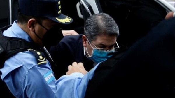 Expresidente Juan Orlando Hernández mantendrá prisión preventiva previo a su extradición