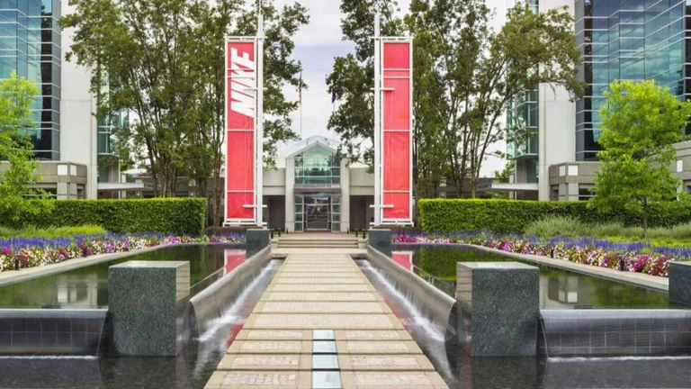 Nike construye su más grande fábrica de ropa deportiva en Honduras